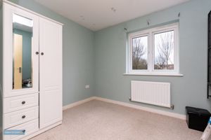 Bedroom- click for photo gallery